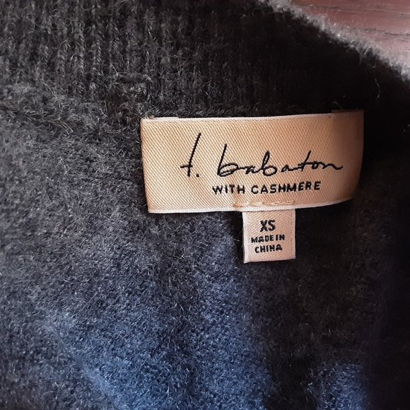 Aritzia Babaton Grey Scoop Back Sweater Long Wool Cashmere Size XS - Picture 11 of 16